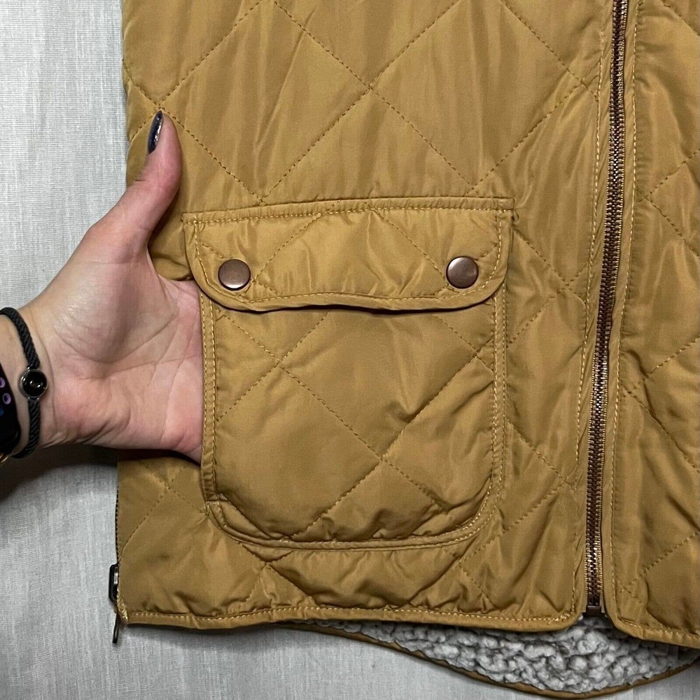 Thread & Supply Women's Tan & Sherpa Reversible Park City Vest Size S - Picture 7 of 12